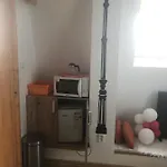 Mia 레보카
